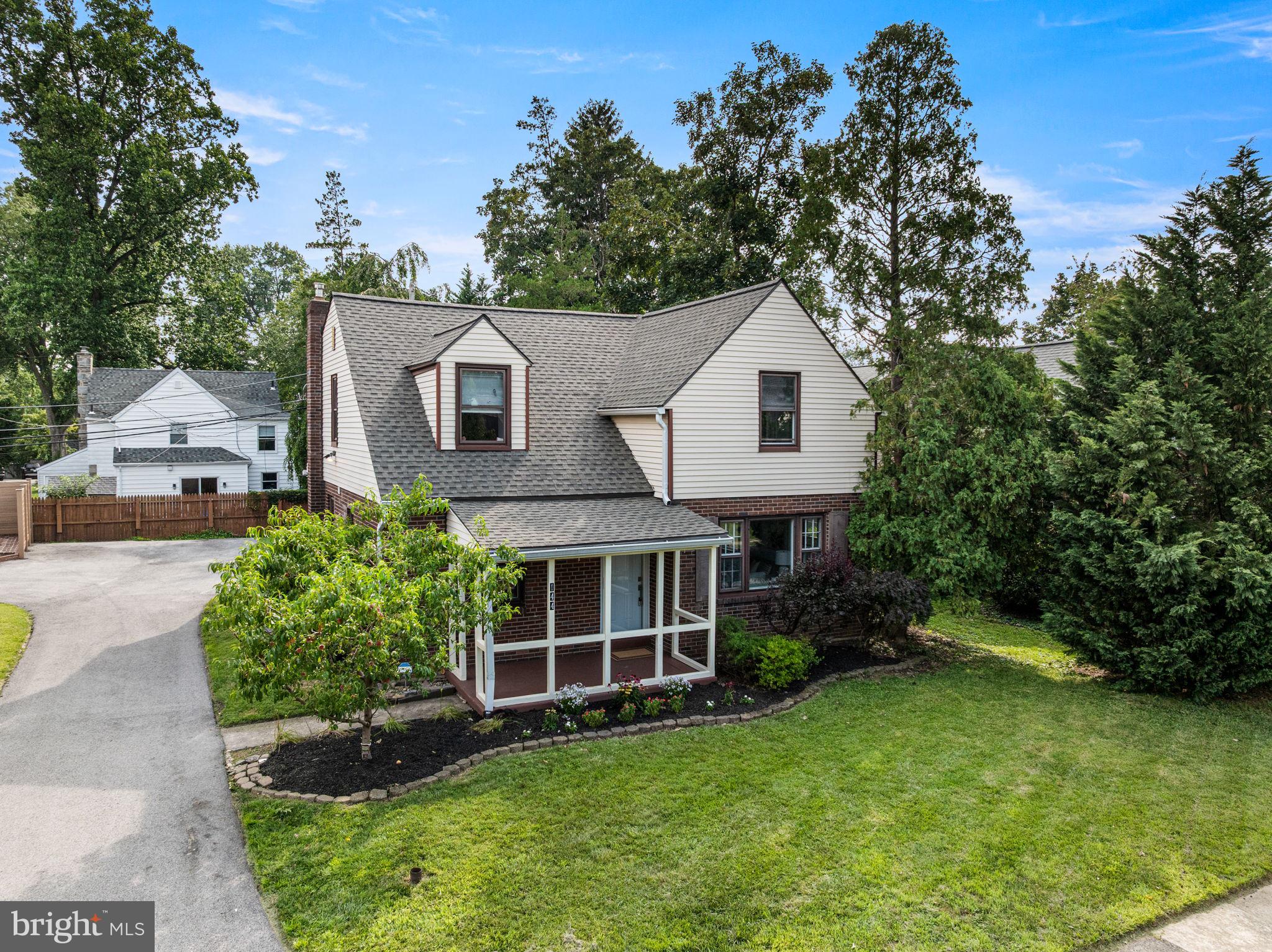 PENN WYNNE - Residential