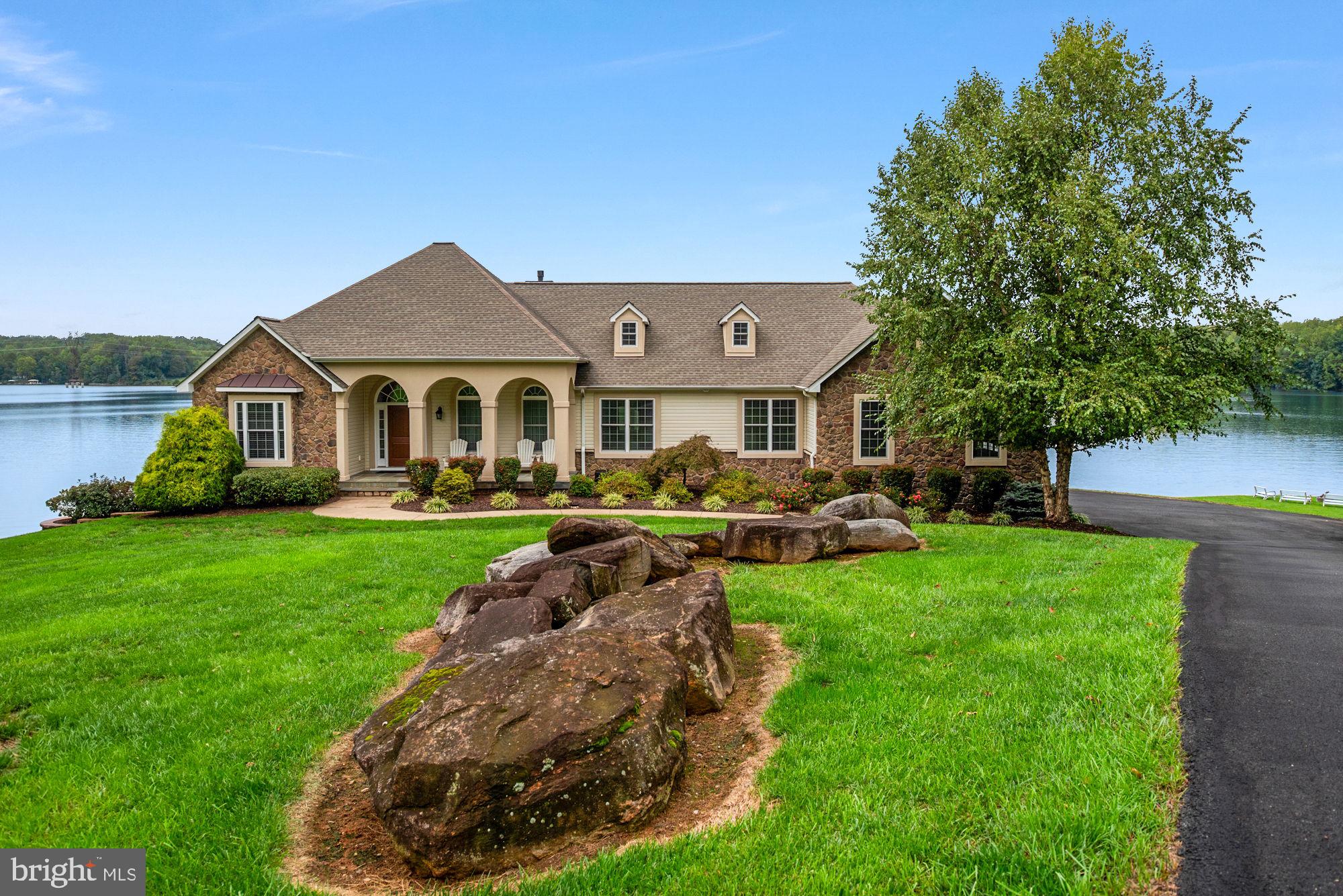 MILL RUN - Residential