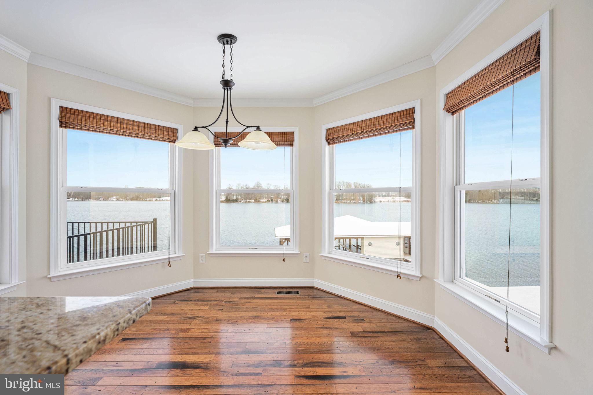 MILL RUN - Residential