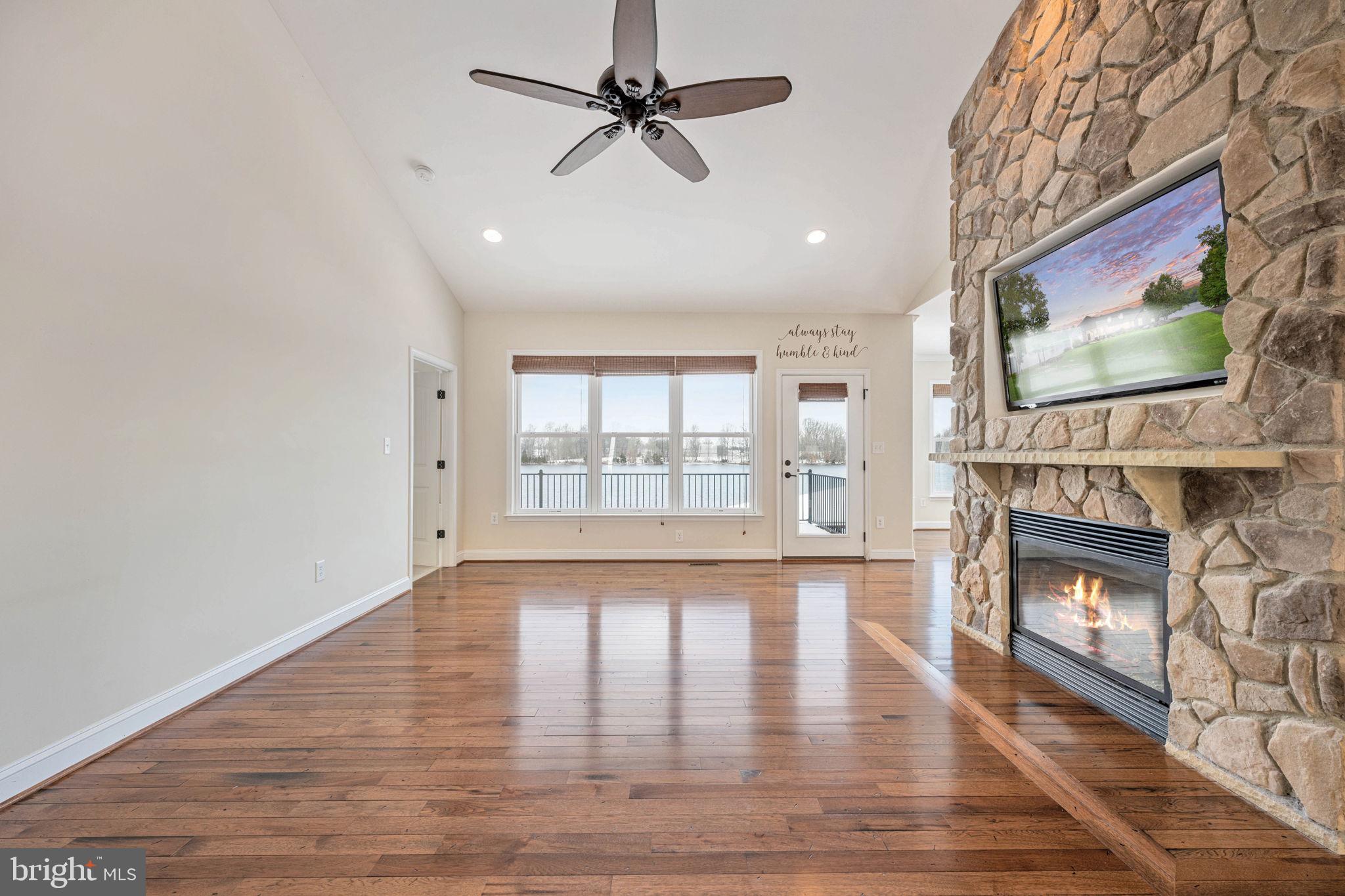 MILL RUN - Residential