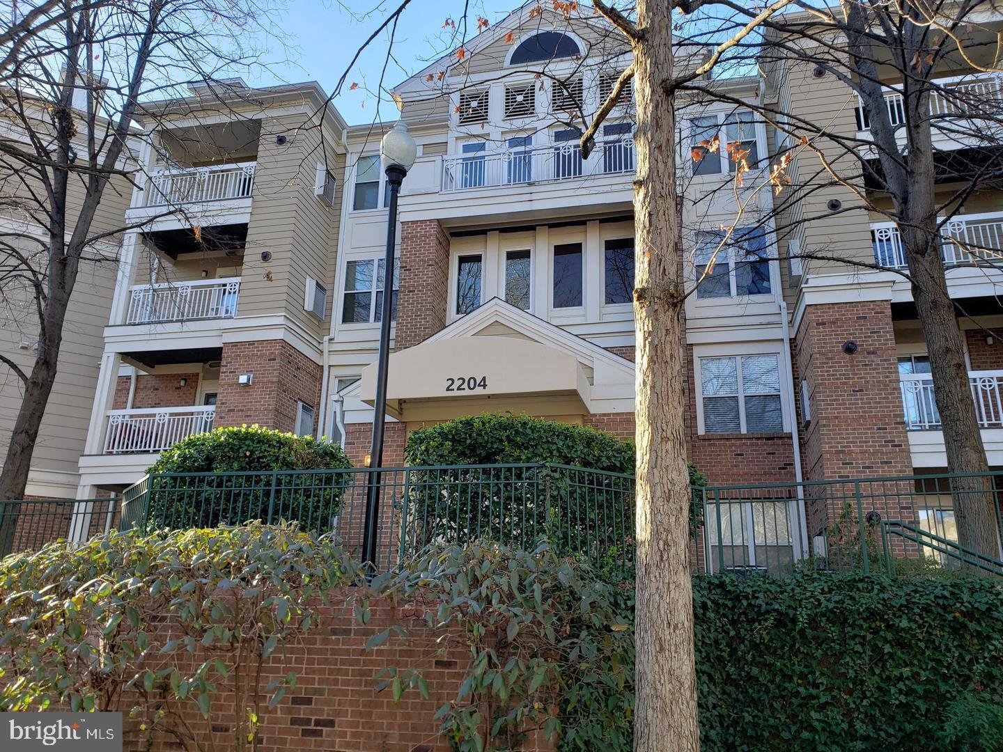 WORLDGATE CONDO - Residential