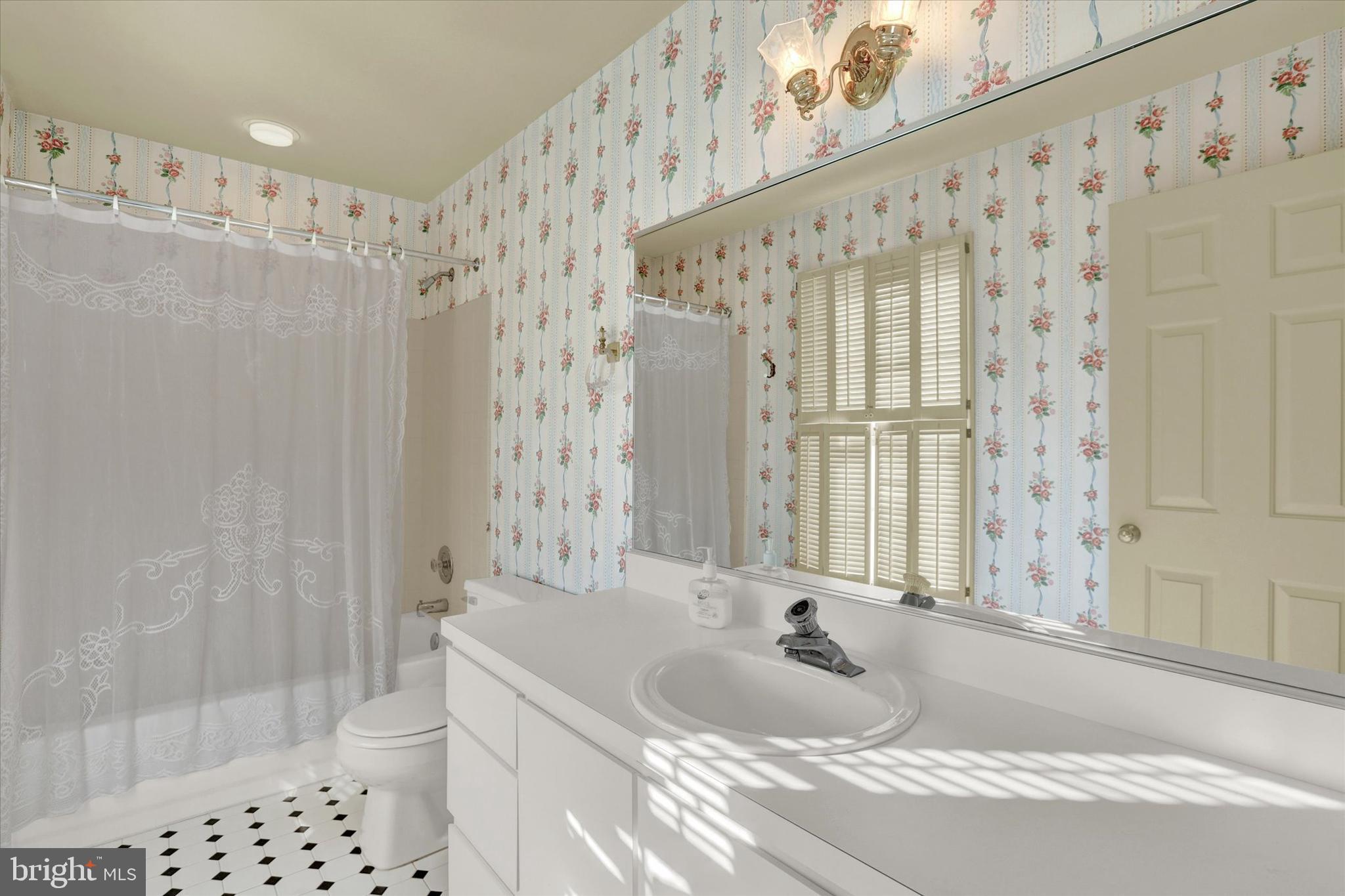 SUTPHIN PINES - Residential