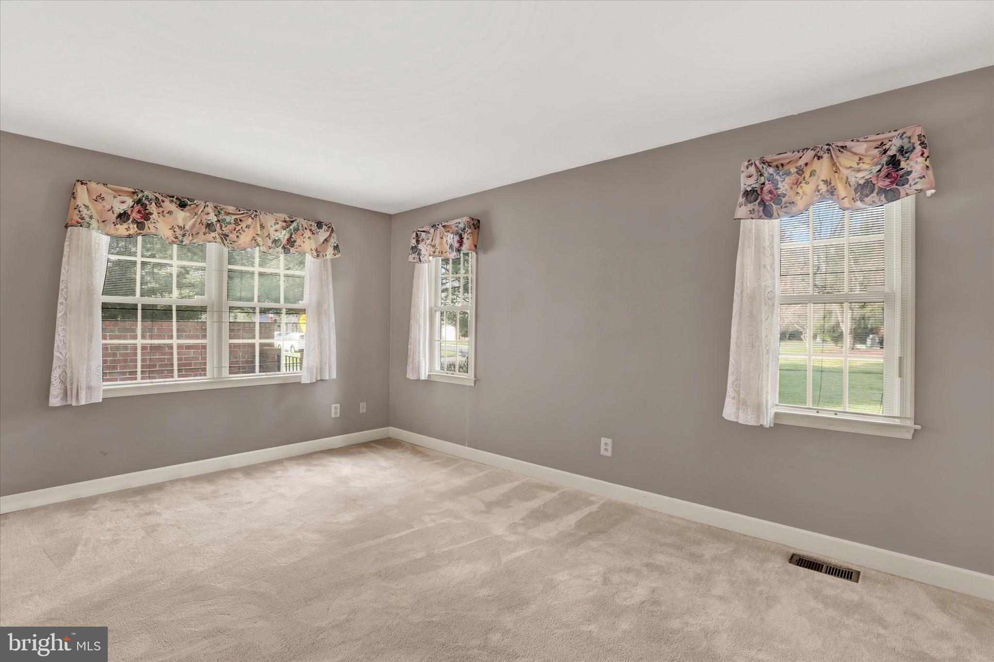 SUTPHIN PINES - Residential