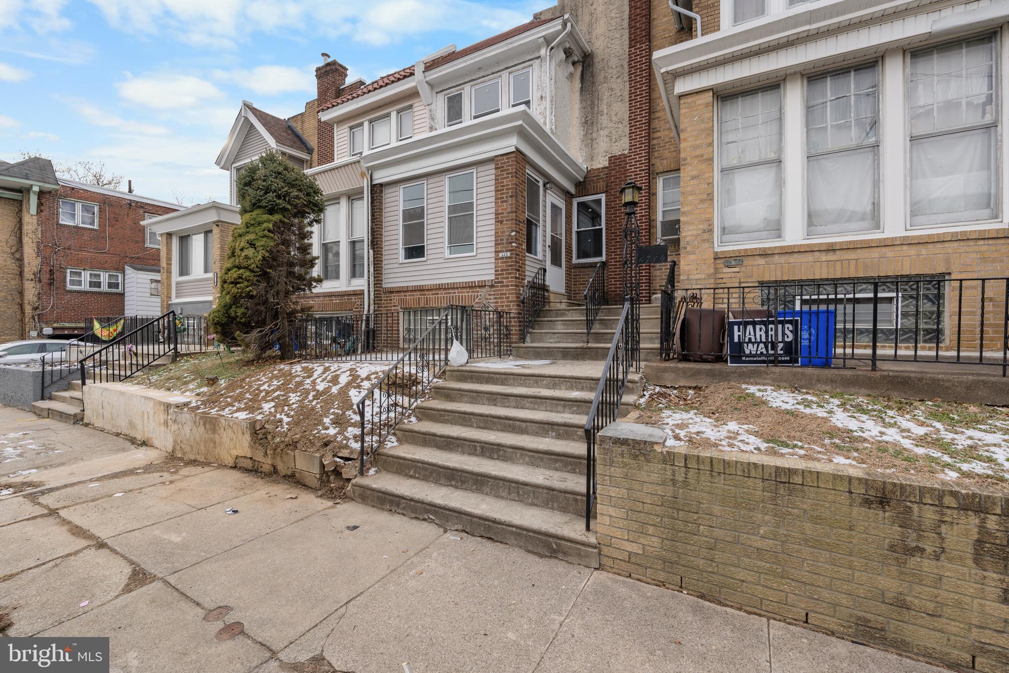 WEST OAK LANE - Residential