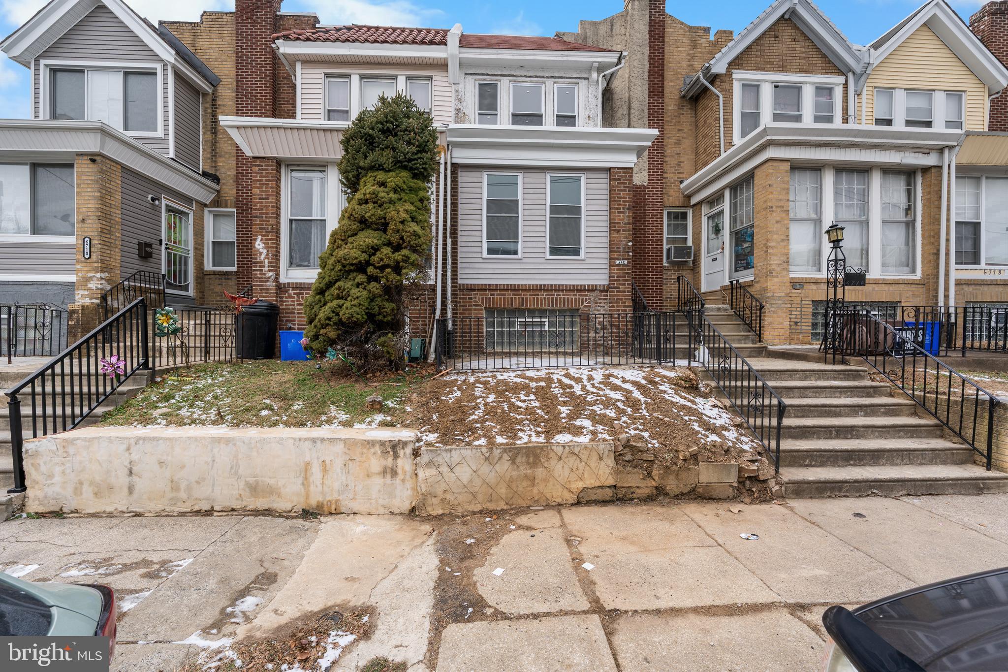 WEST OAK LANE - Residential