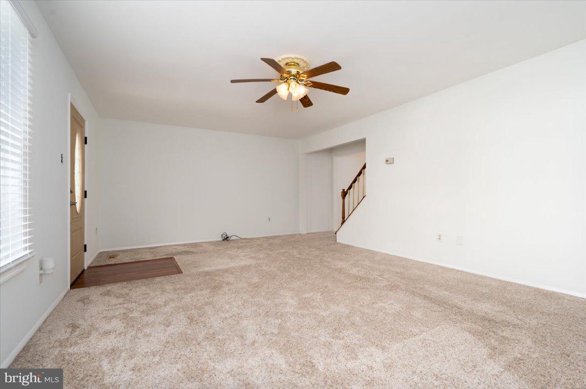 CROFTON TOWNE - Residential