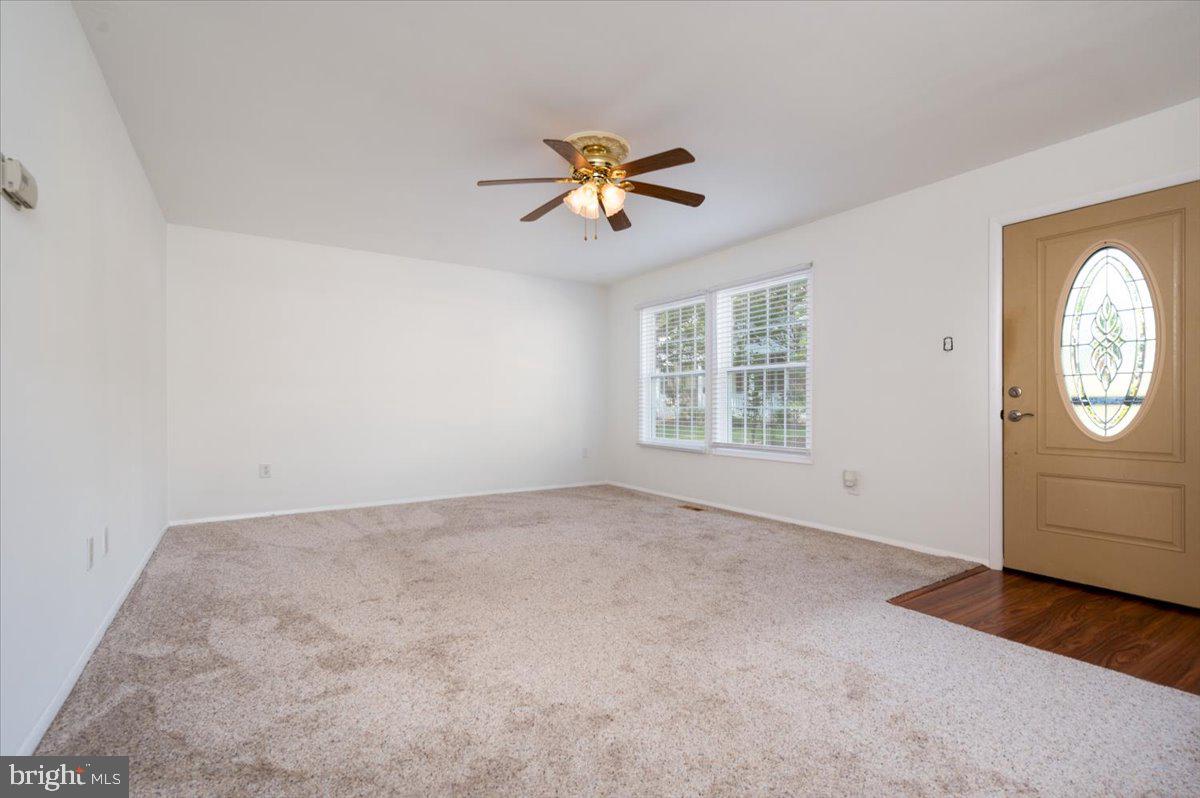 CROFTON TOWNE - Residential