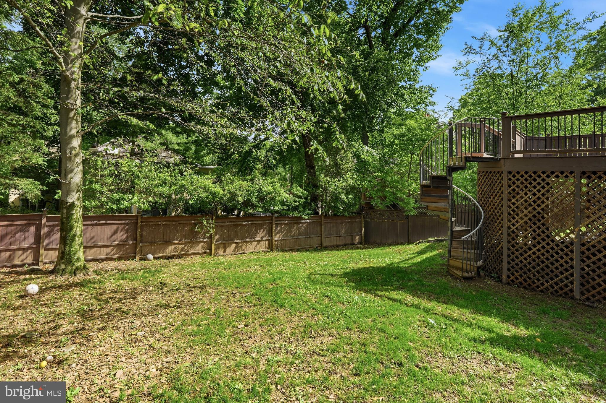 THE WOODS - Residential