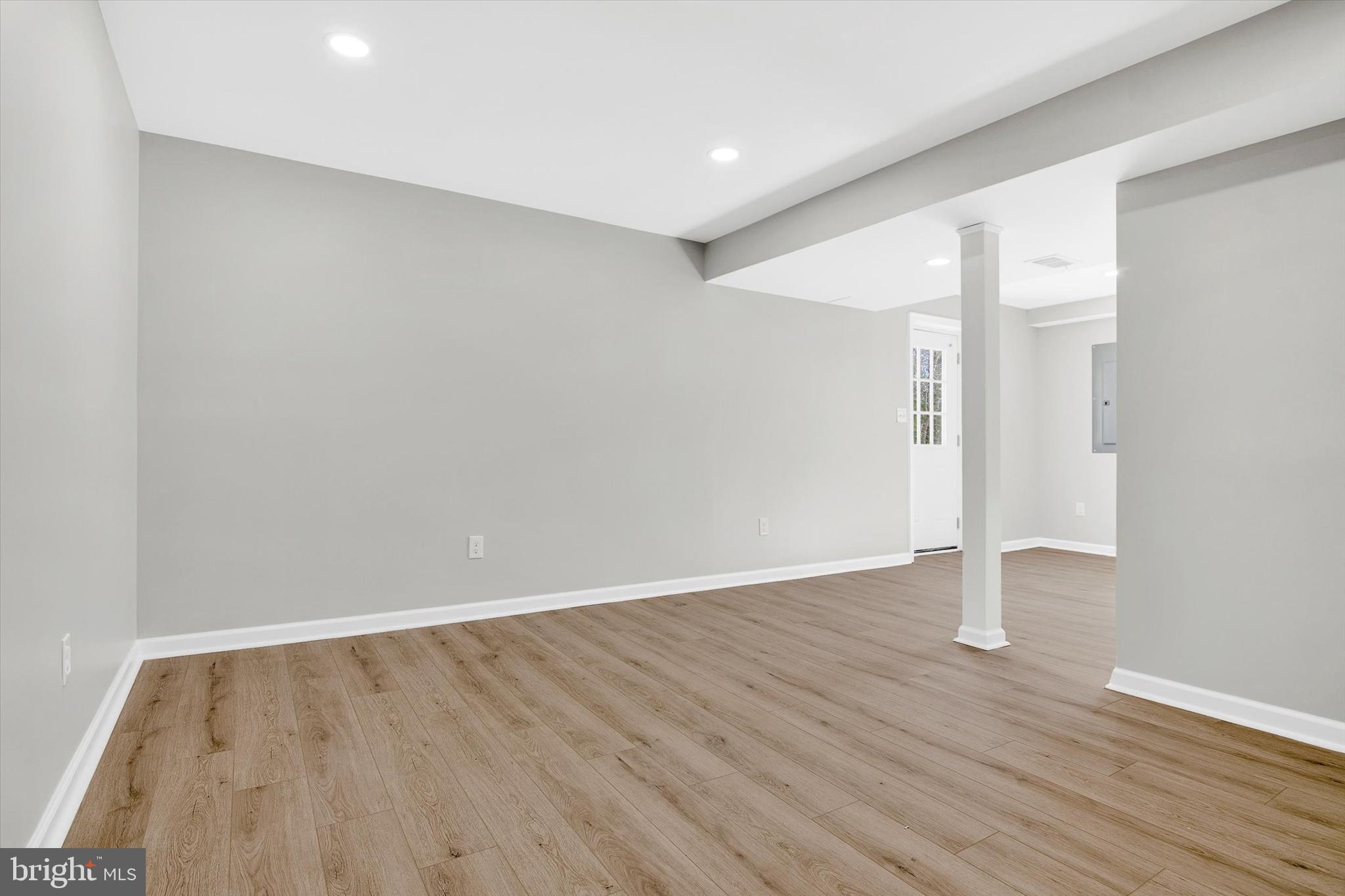 OAK CREST ESTATES - Residential