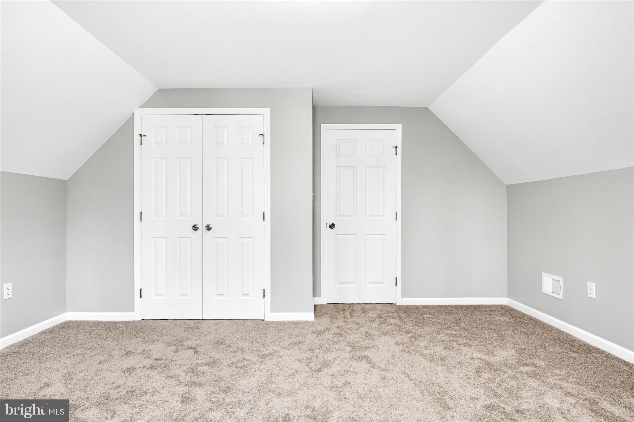 OAK CREST ESTATES - Residential