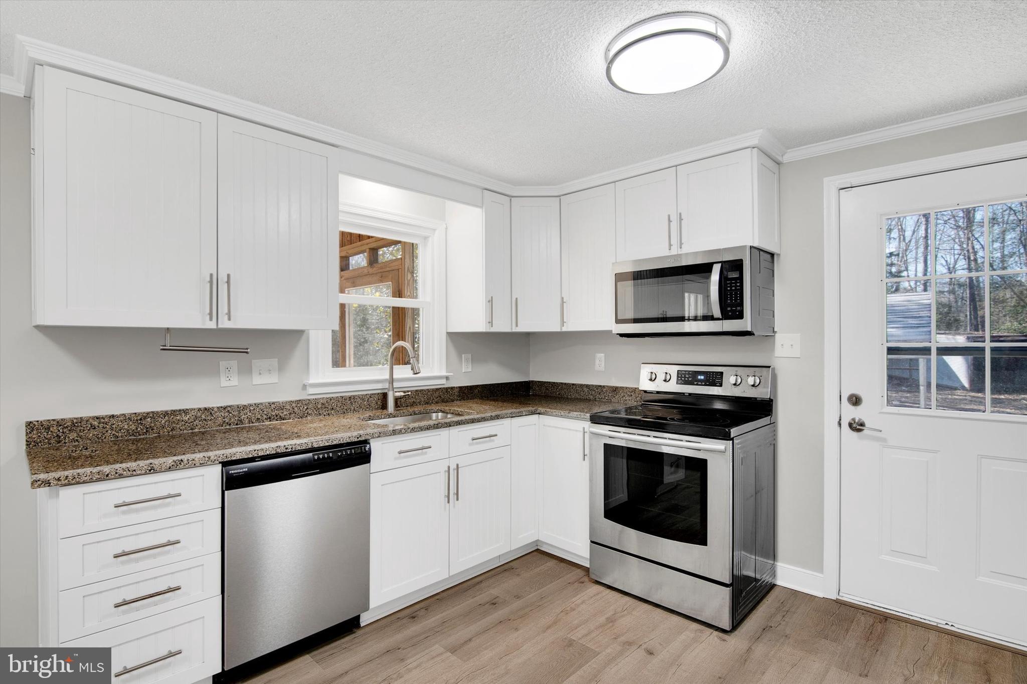 OAK CREST ESTATES - Residential