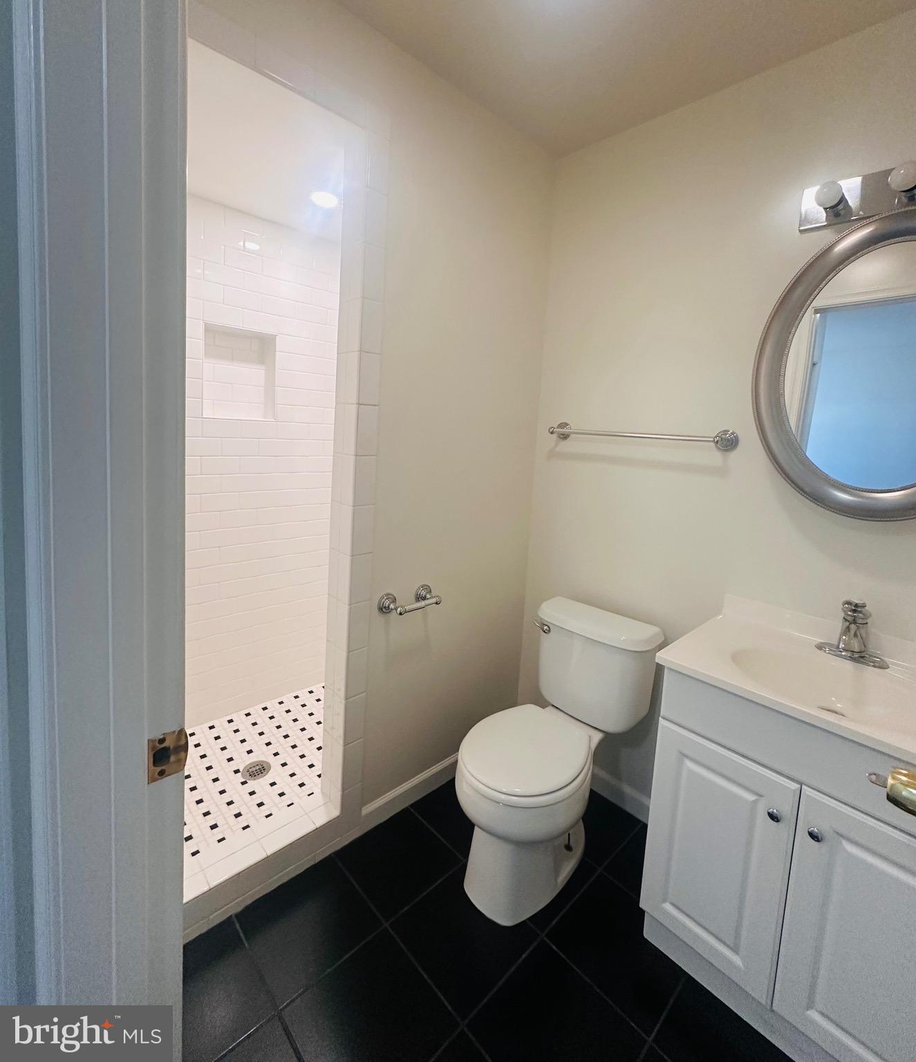 FOREST HEIGHTS - Residential Lease