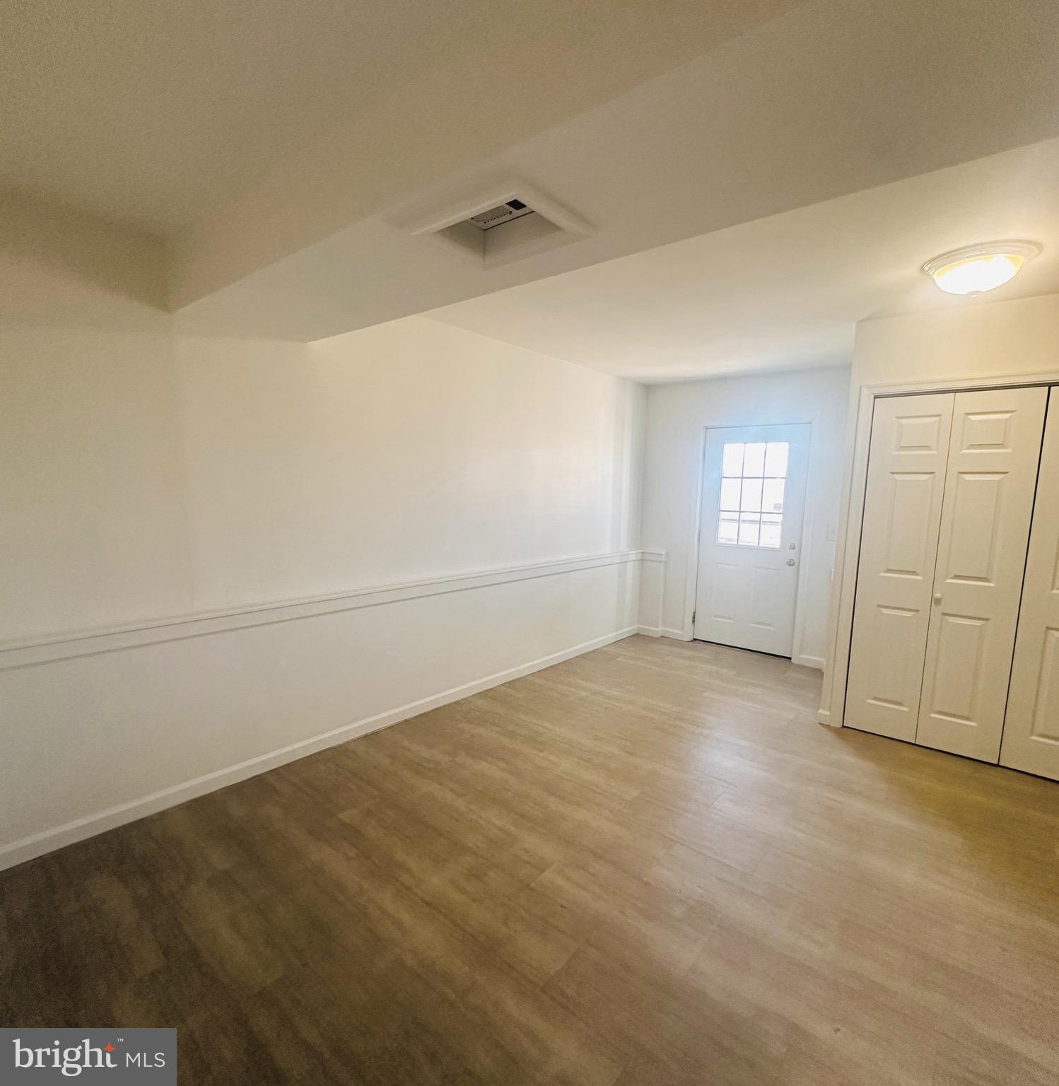 FOREST HEIGHTS - Residential Lease