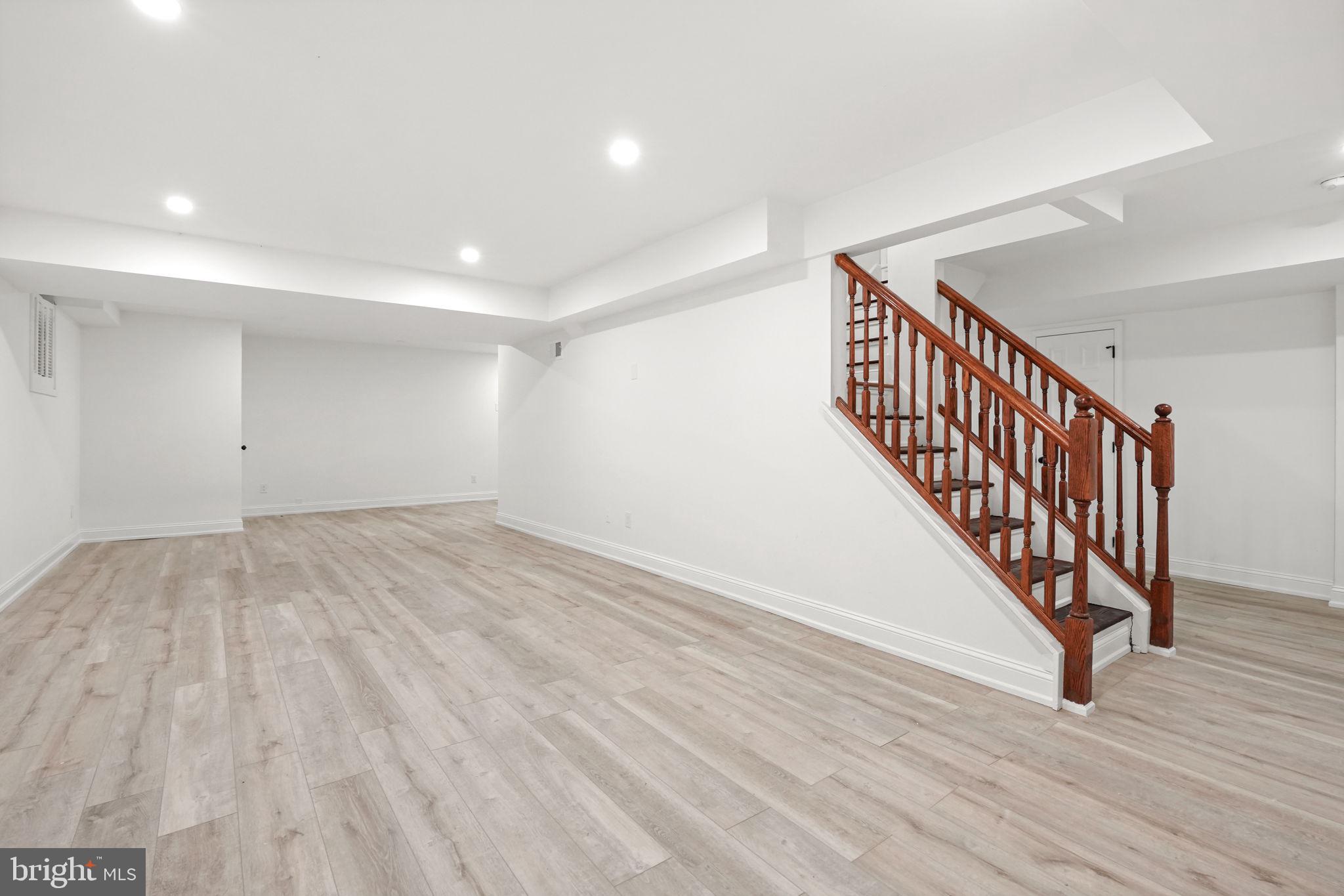 GWYNEDD SHIRES - Residential
