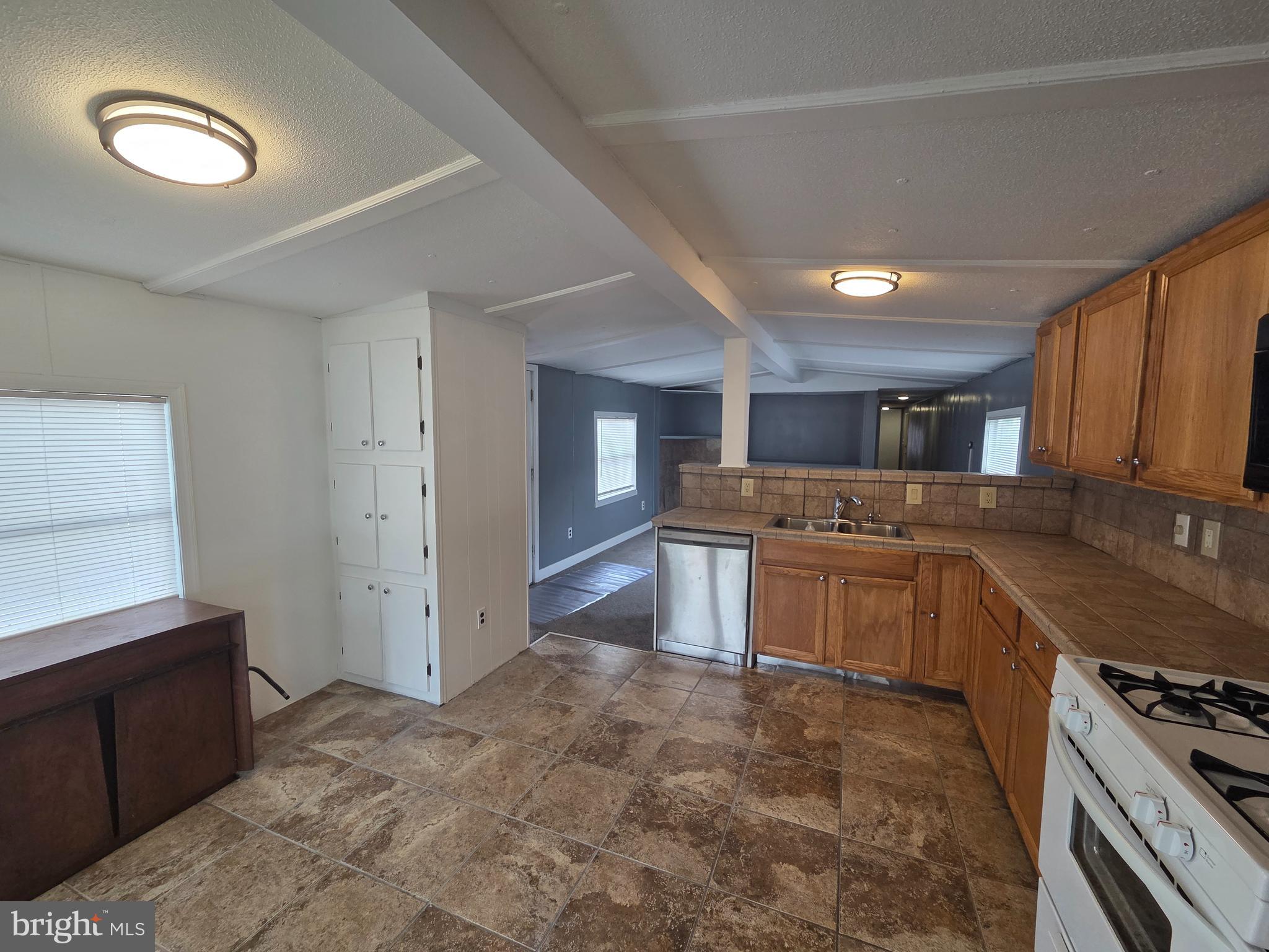 HARFORD VILLAGE - Residential