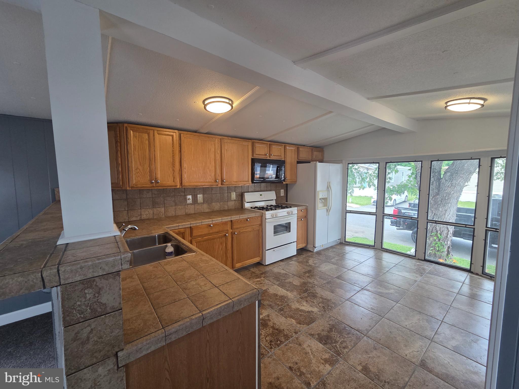 HARFORD VILLAGE - Residential