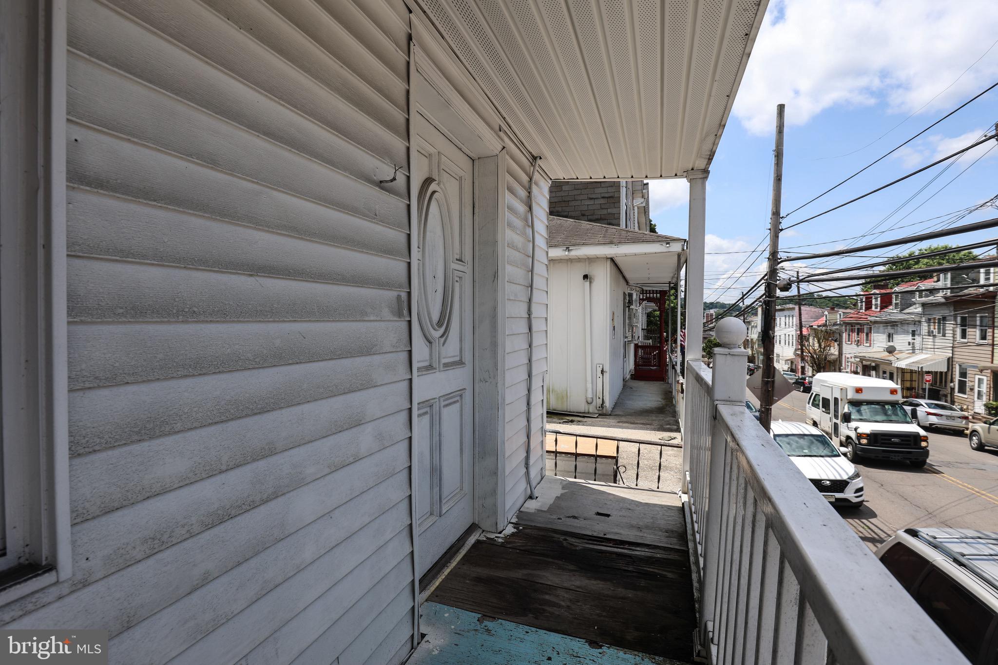 POTTSVILLE - Residential