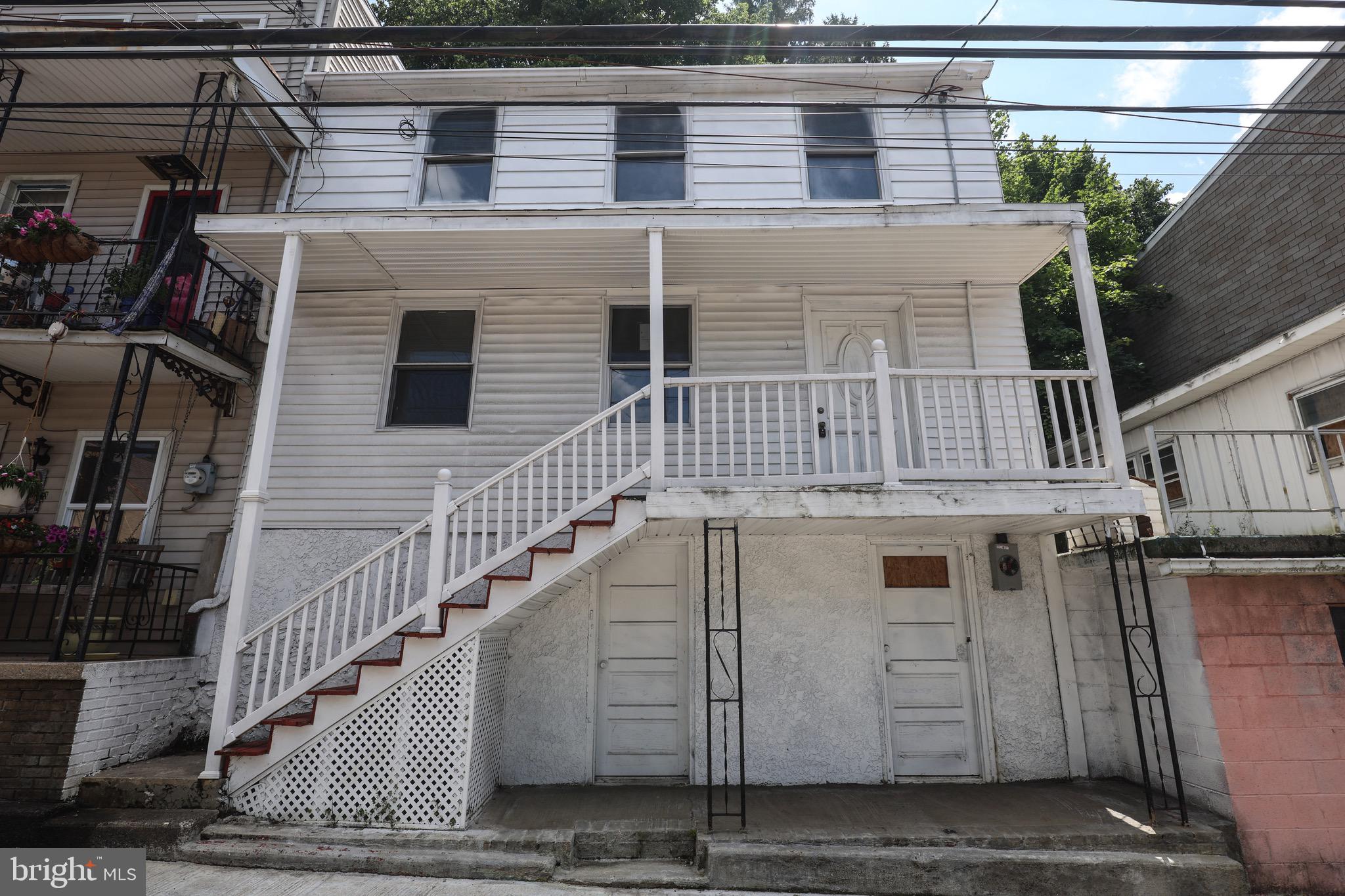POTTSVILLE - Residential