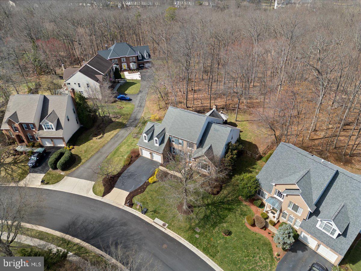 NORTH HART RUN - Residential