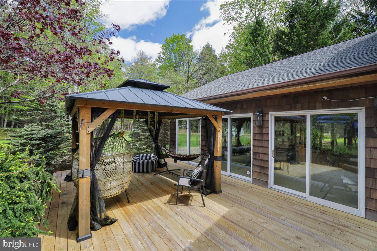 POCONO LAKE - Residential