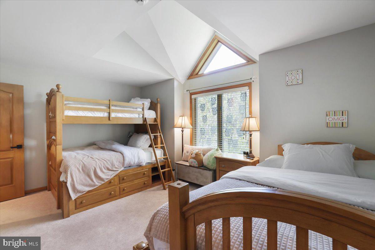 POCONO LAKE - Residential
