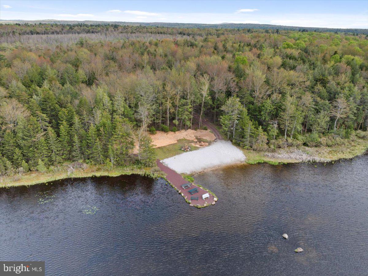 POCONO LAKE - Residential