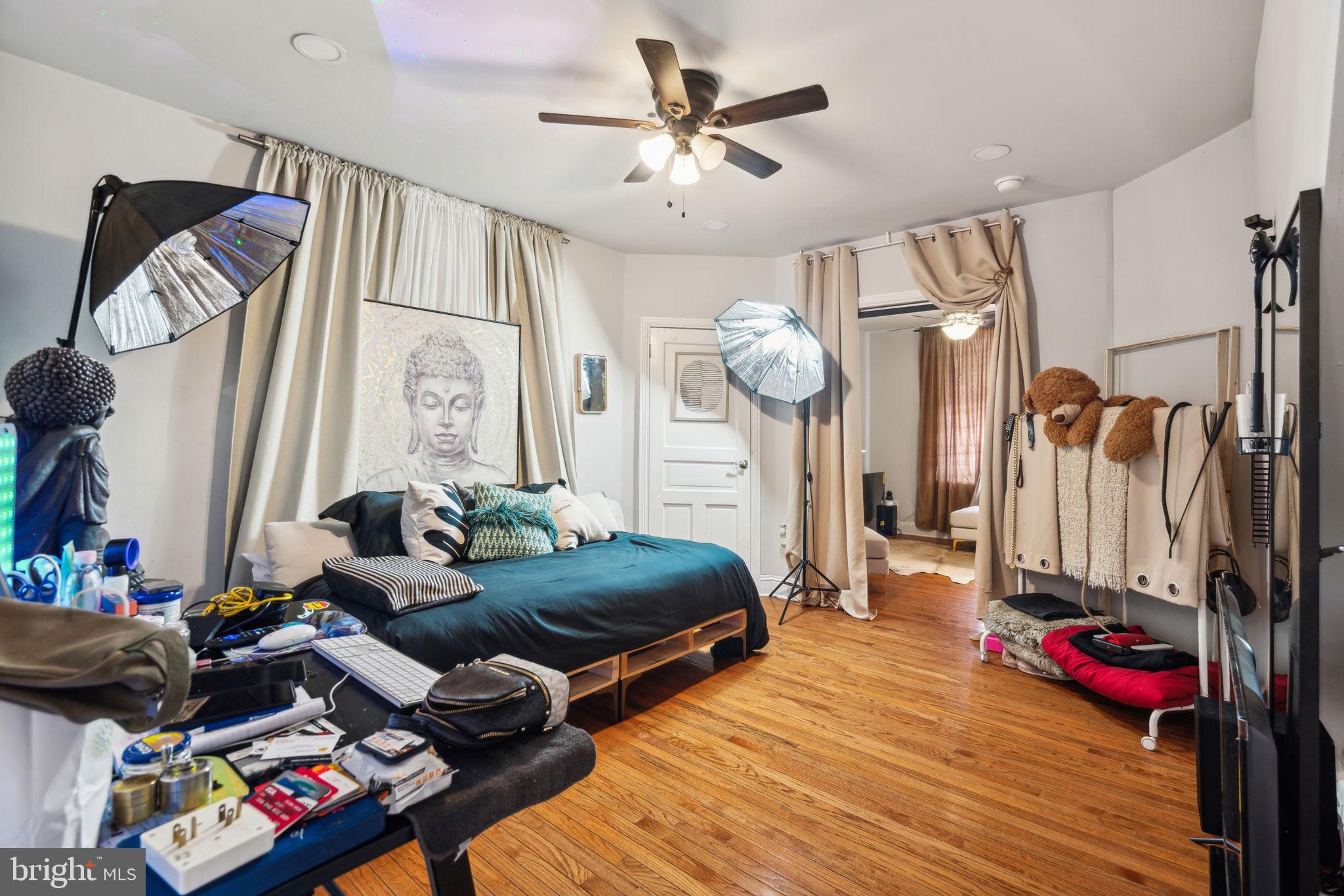 CARROLL PARK - Residential Income