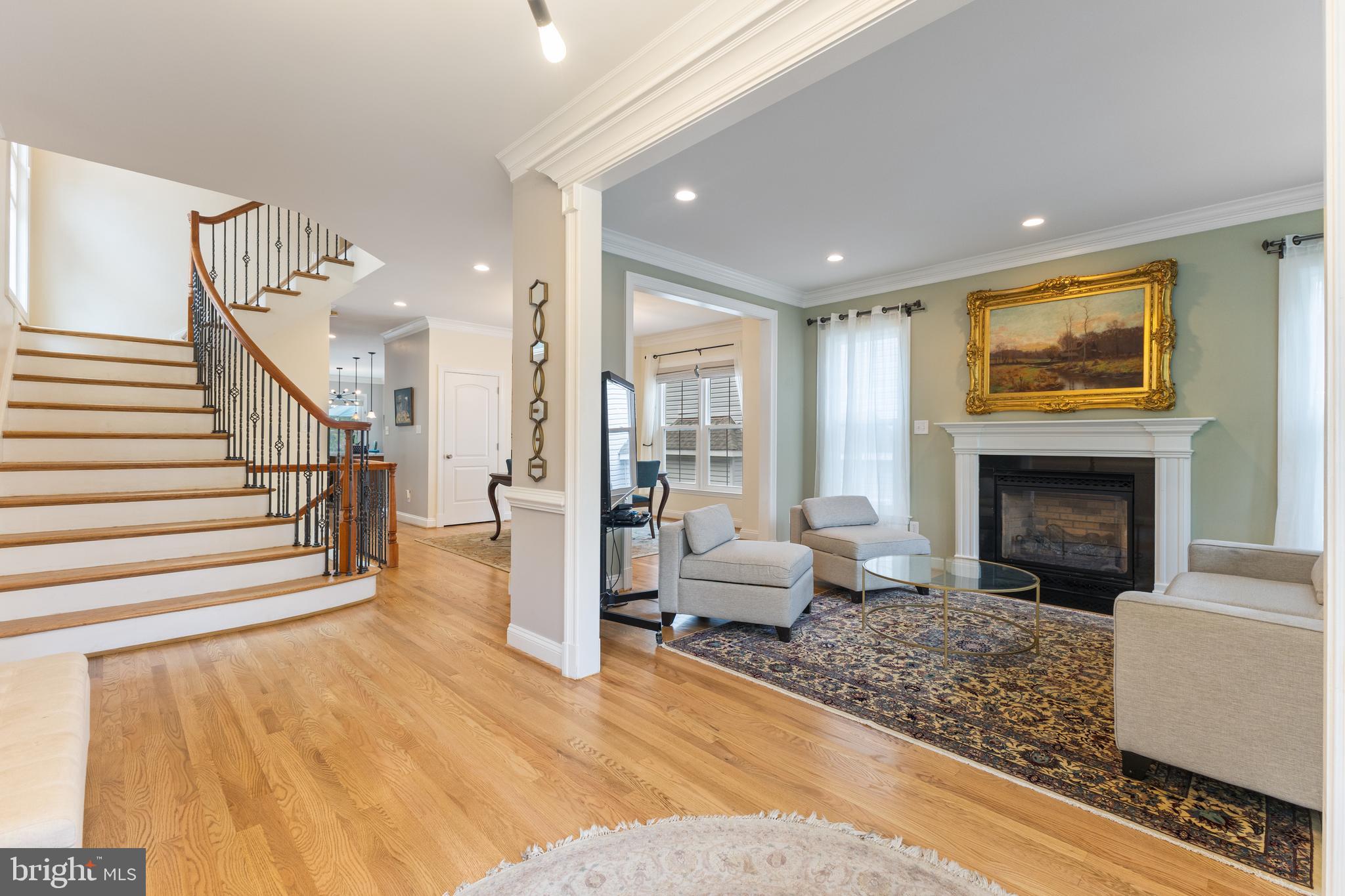 ELLISON HEIGHTS - Residential