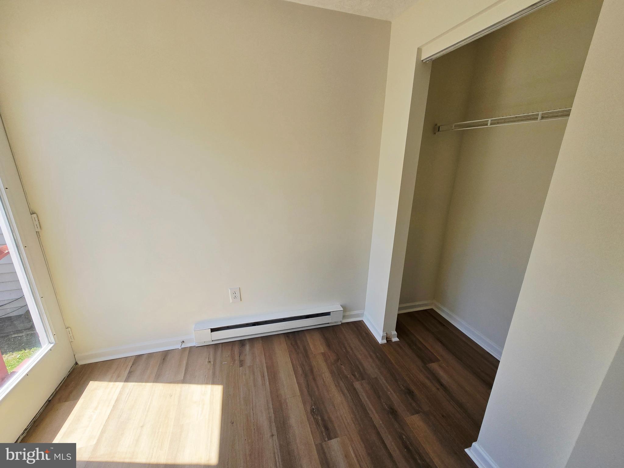 WEST SIDE - Residential