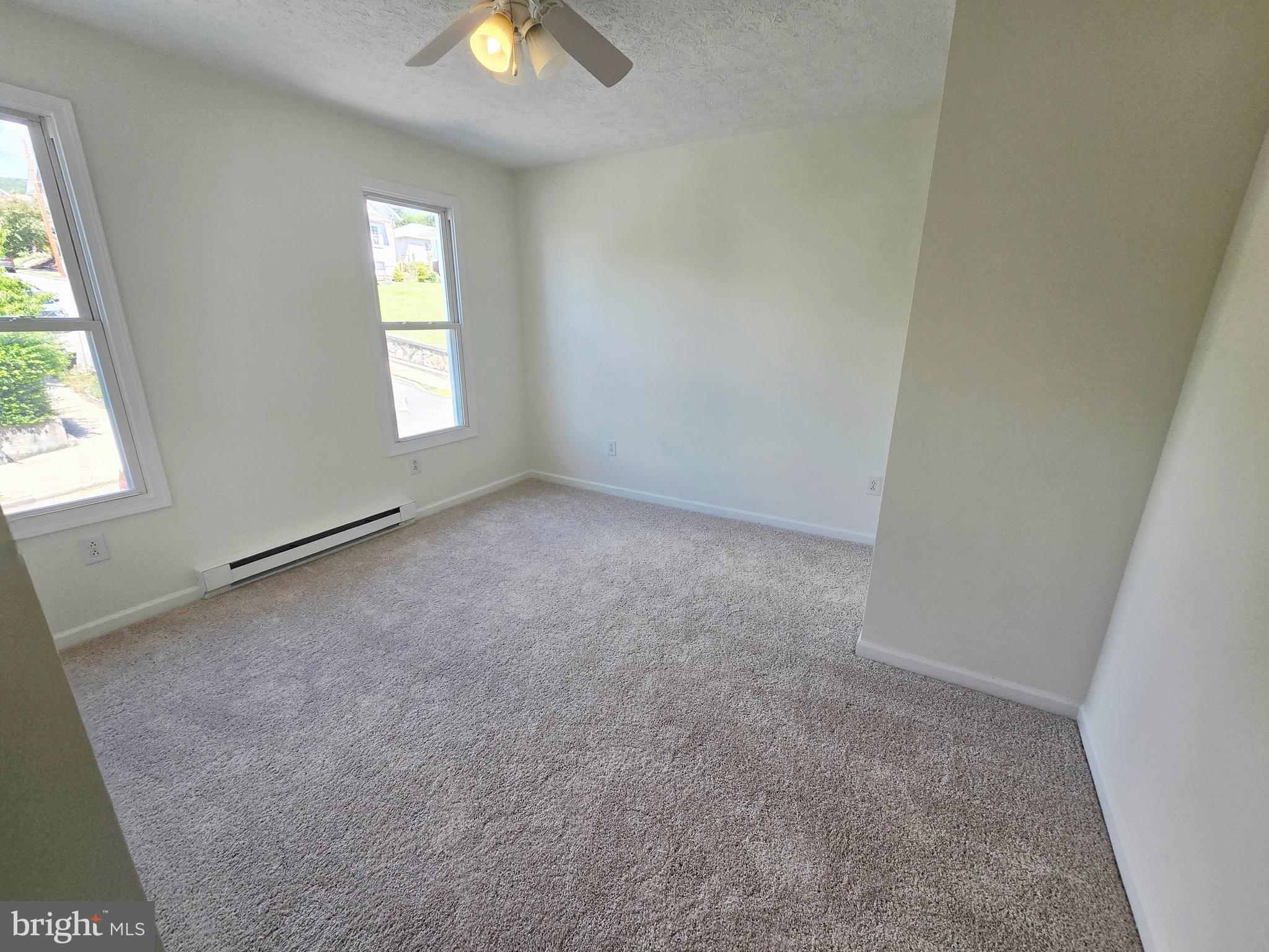 WEST SIDE - Residential