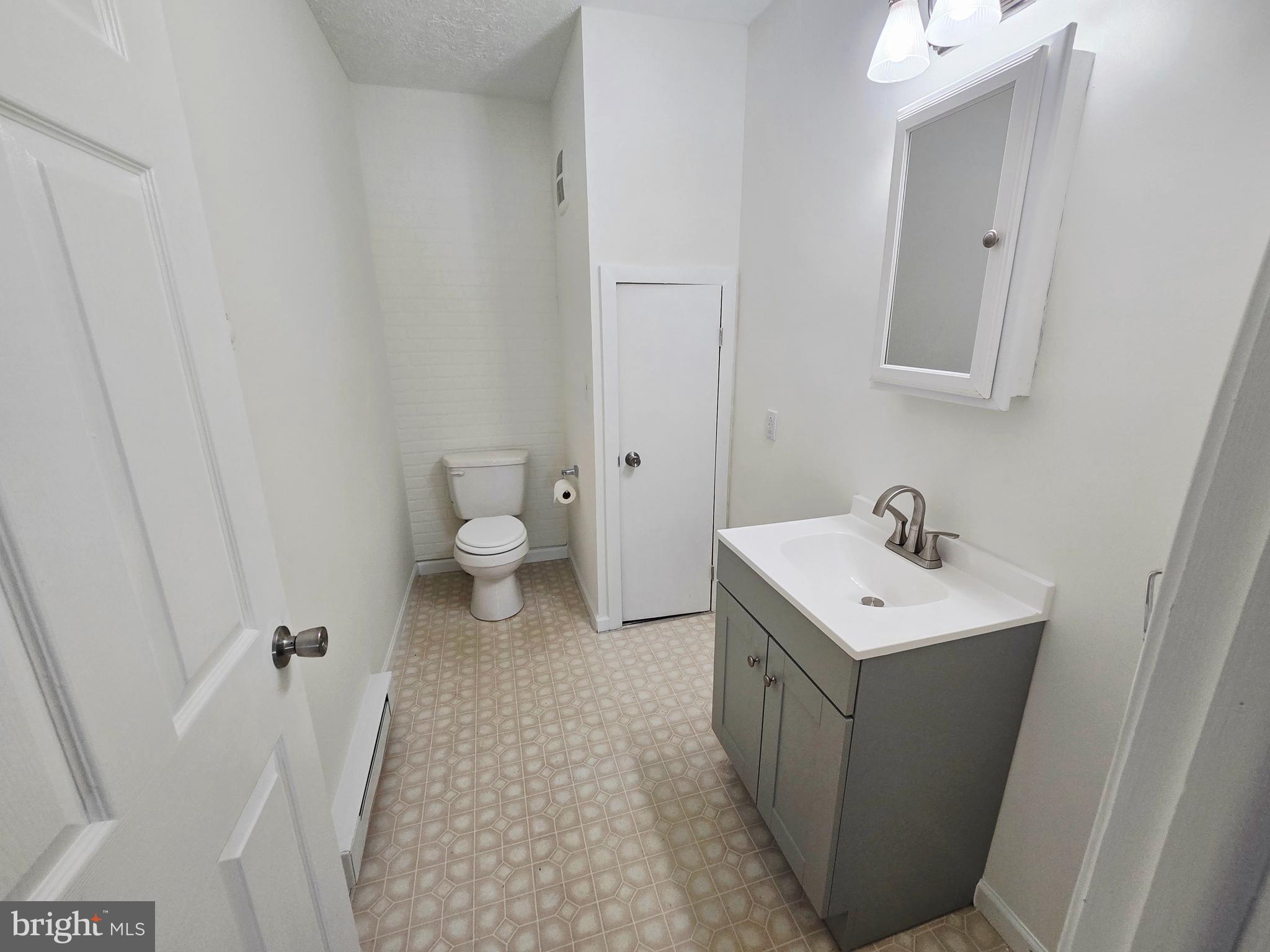 WEST SIDE - Residential