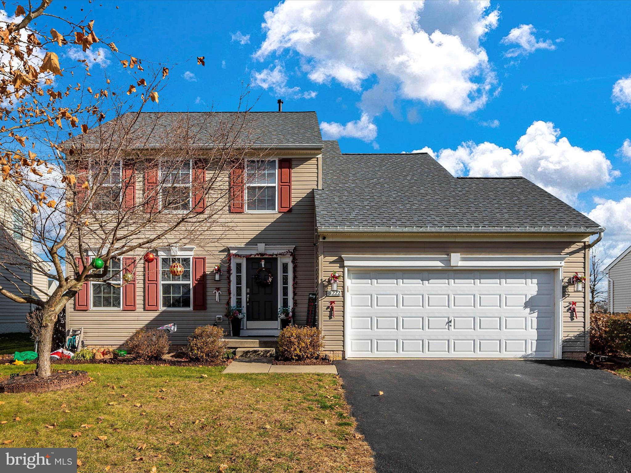 Beautiful Colonial, in the sought after Westfields Subdivision.  This home features 3 bedrooms and 3 baths.   Gleaming hardwood floors in the foyer and on the staircase.  Open floor plan, with the kitchen overlooking the family room.  Spacious kitchen with gas cooking, showcasing an island and granite countertops.   The primary bedroom has a luxurious bath with a separate shower and soaking tub.  Large fenced rear yard backing to an open common ground with a view of the mountains.  Huge unfinished basement with rough in, plenty of space for more rooms or a home theater.  New roof 2022!  Enjoy all this community has to offer including an outdoor pool, dog park, jogging/walking paths and more!