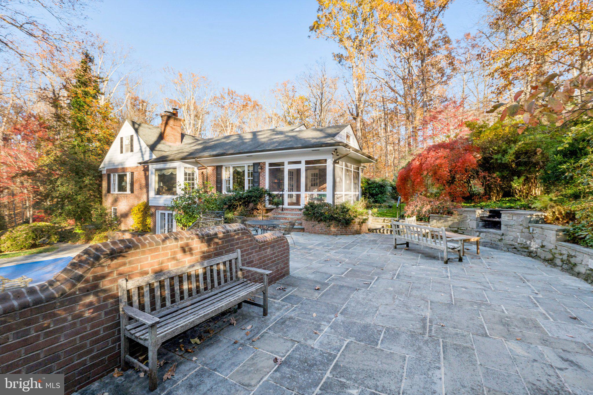 DARNESTOWN OUTSIDE - Residential