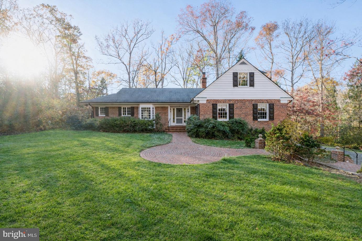 DARNESTOWN OUTSIDE - Residential