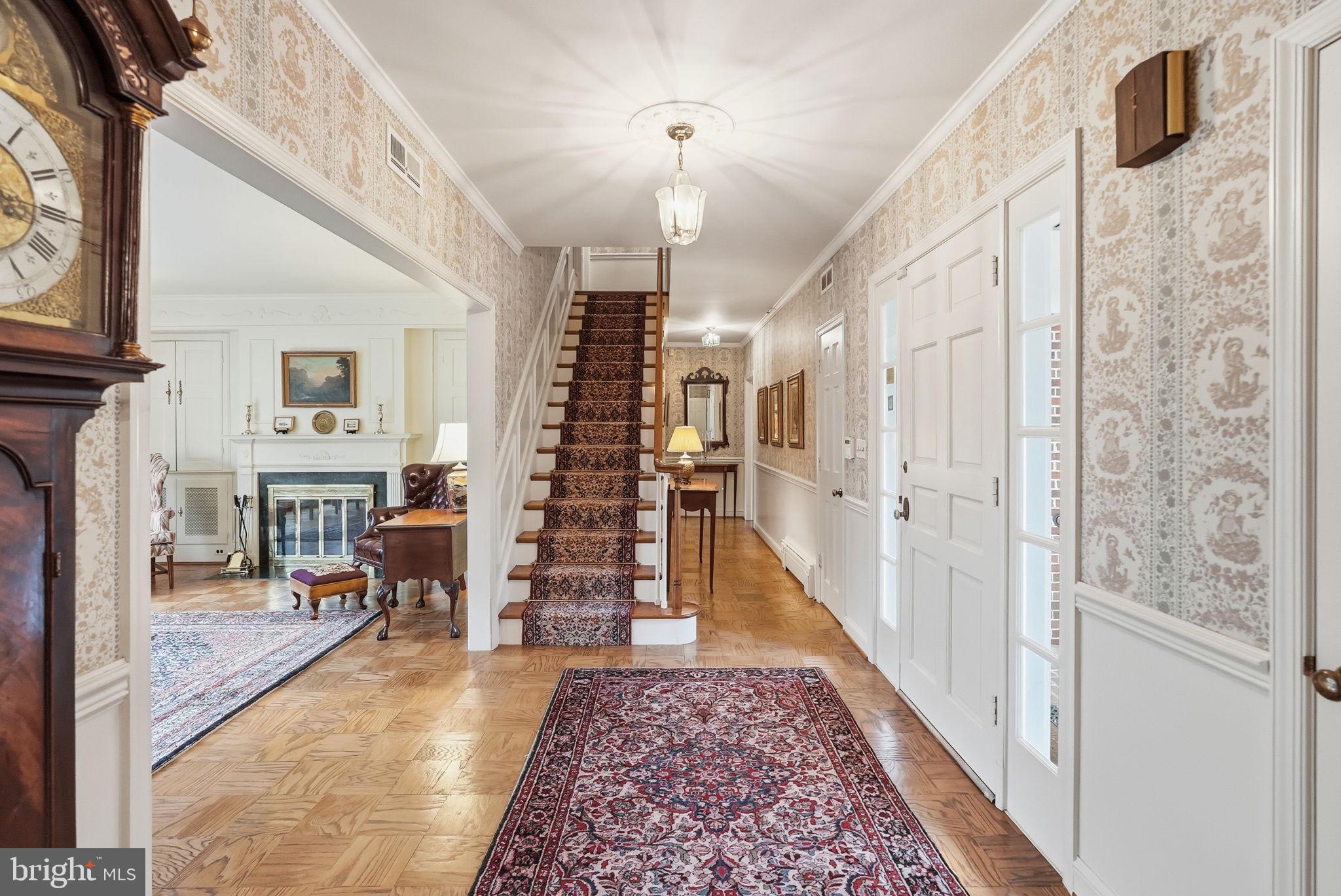DARNESTOWN OUTSIDE - Residential