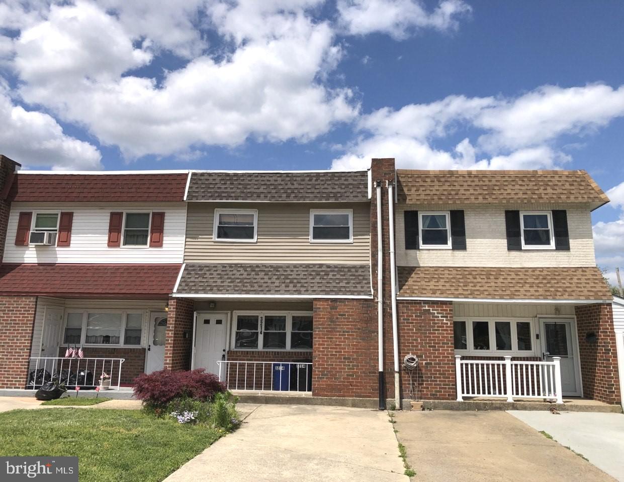 Welcome to this adorable town home in Parkwood with a great natural light.  The home has 3 bedrooms, with plenty of closet space, living room and huge eat in kitchen. The home has central air, a half bath and laundry on the first floor, a full bath on the second floor,  and a storage closet located right off the cozy front patio. There are sliding doors off of the kitchen leading you to your rear fenced yard. The home is located on a cul-de-sac, no-traffic. On-street parking as well as a driveway for off-street parking.  Close to Rt 1, I-95, Cornwalls Train Station park and Ride with service to Center City Philadelphia and NYC via NJ. Easy walk to Parks, Schools, Shopping (Philadelphia Mills) and Transportation. Junod Playground & Sprinkle Park nearby. Make your appointment today to see this new rental! This one won't last long!