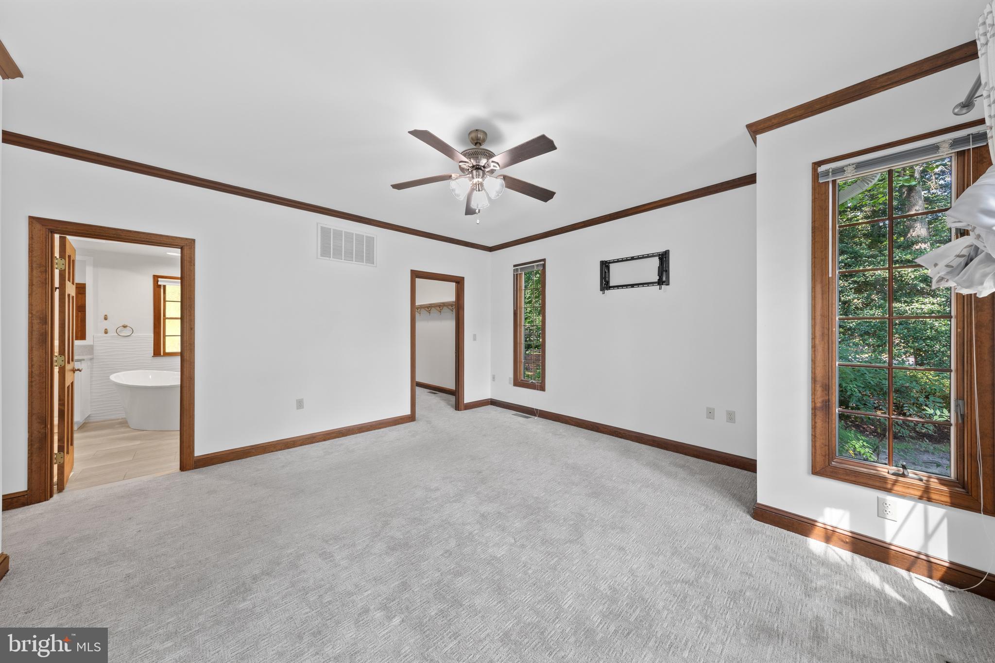 TONY TANK - Residential