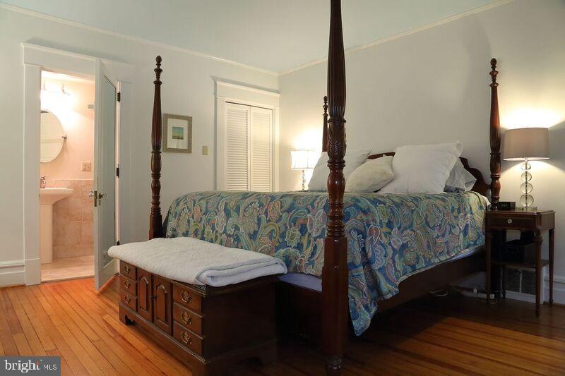 SCHOOL LANE HILLS - Residential