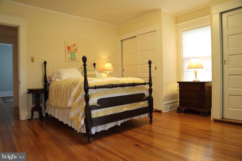 SCHOOL LANE HILLS - Residential
