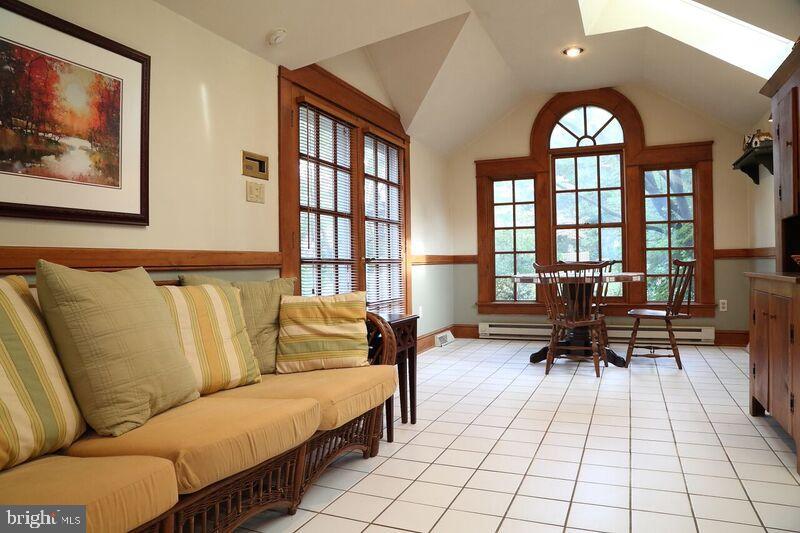 SCHOOL LANE HILLS - Residential