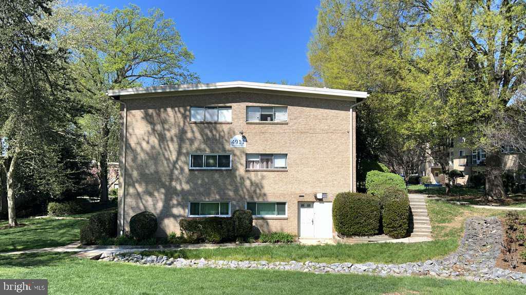 FAIRFAX HERITAGE - Residential