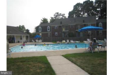 VILLAGES AT HOMELAND - Residential