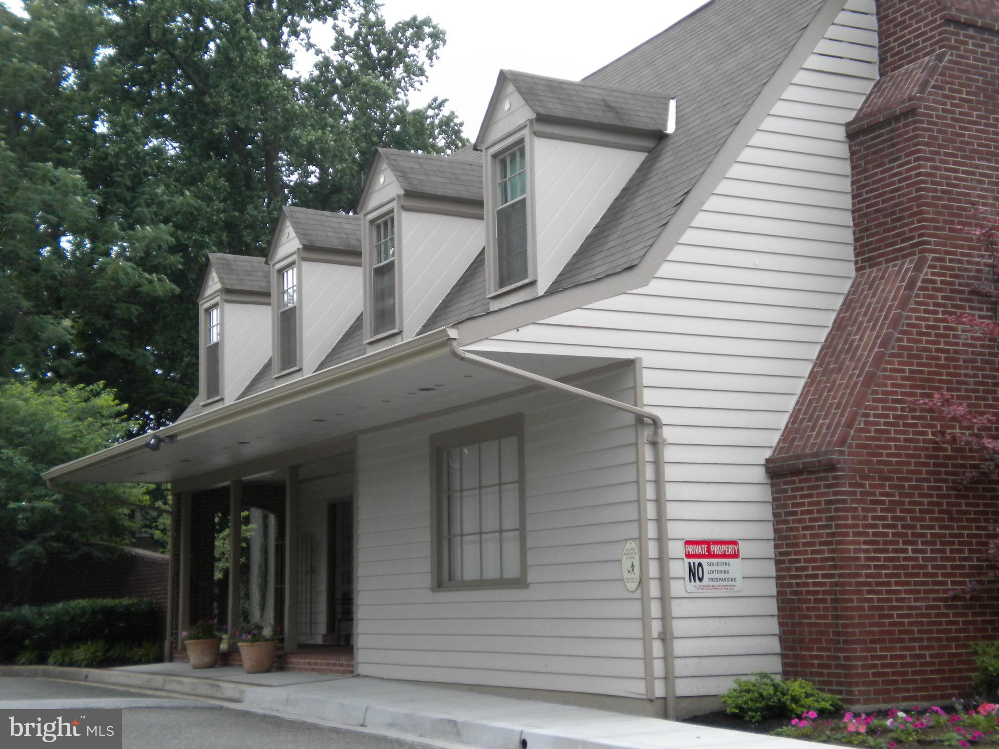 VILLAGES AT HOMELAND - Residential