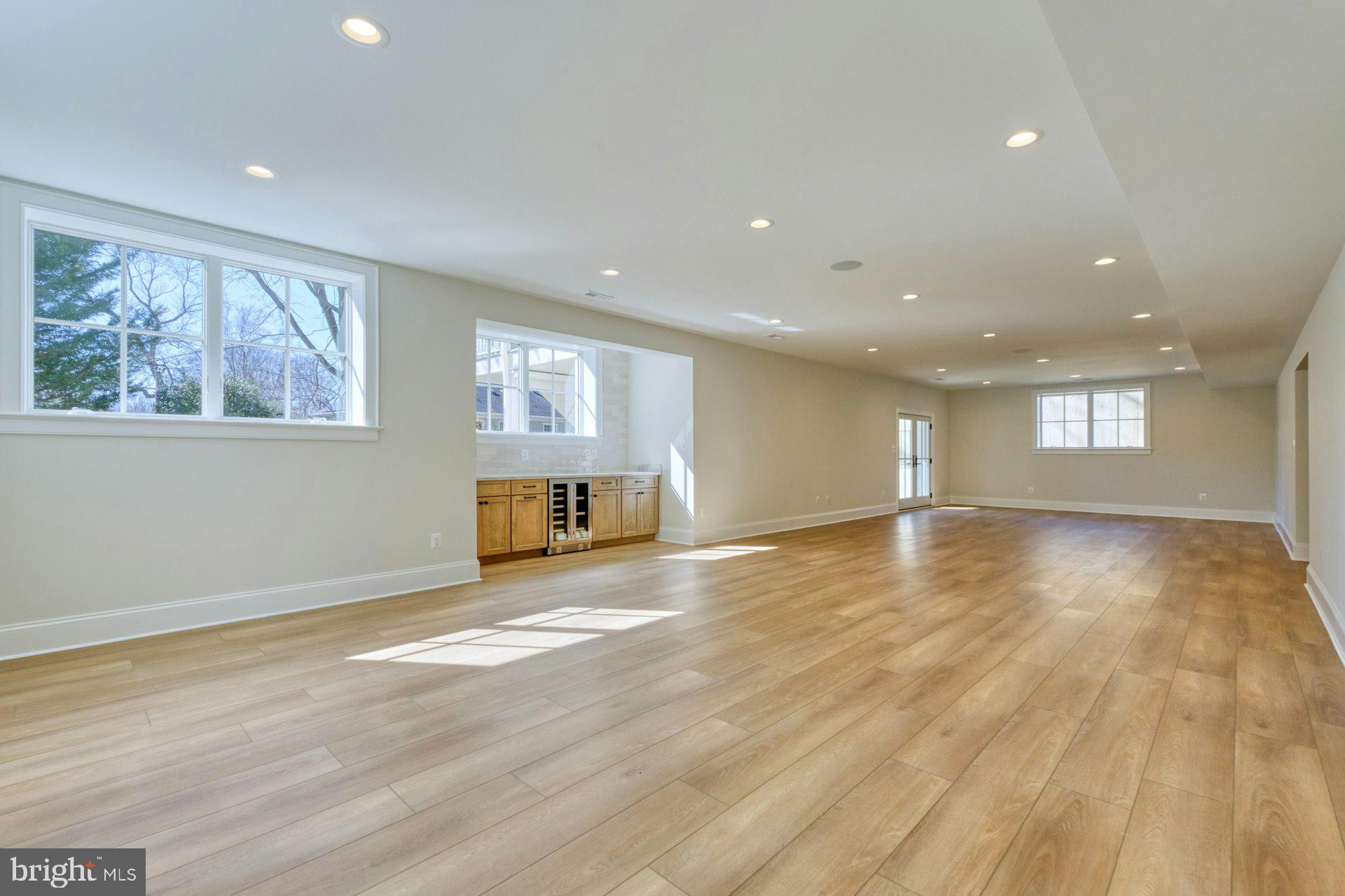 BELLEVUE FOREST - Residential