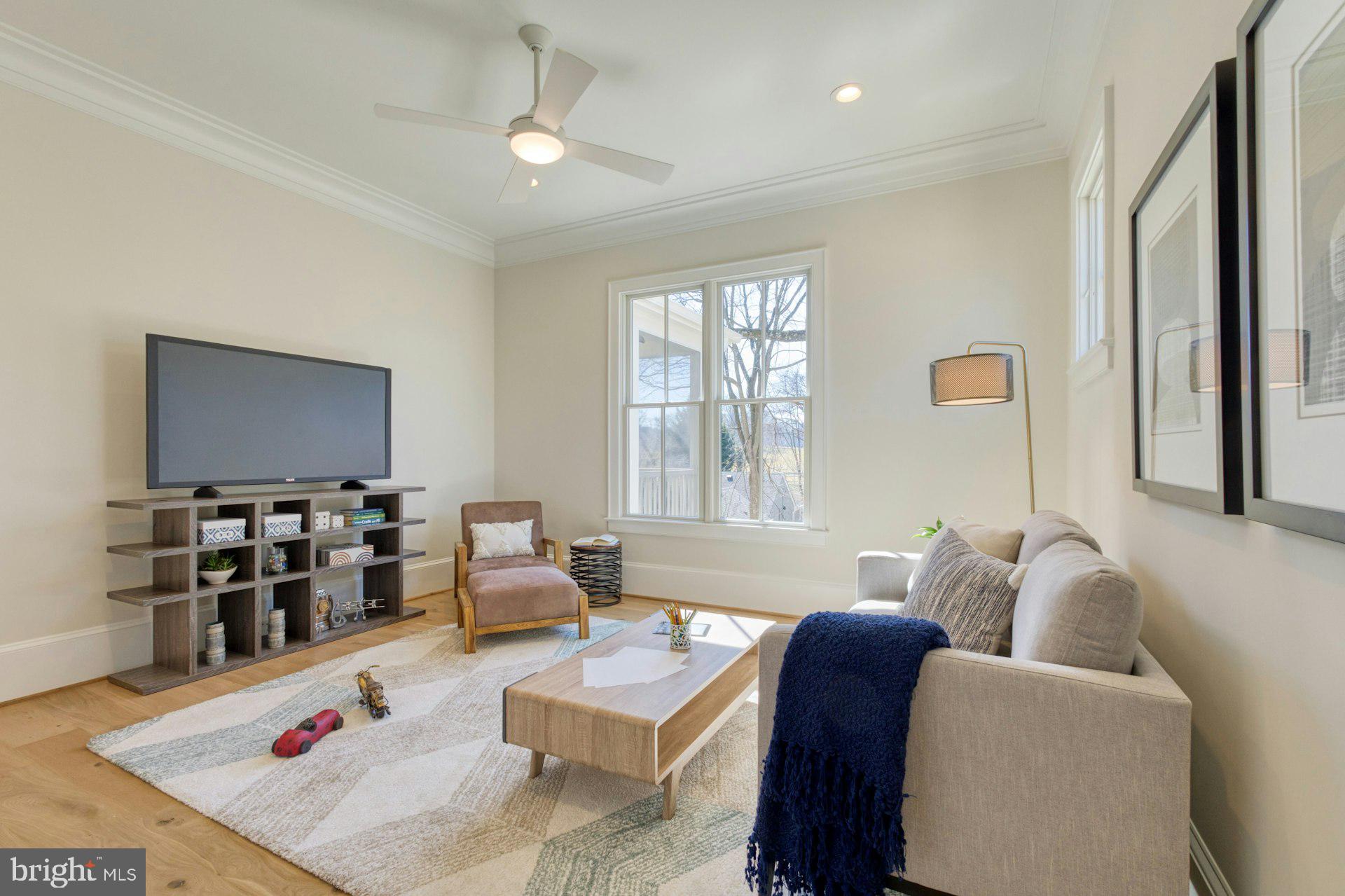 BELLEVUE FOREST - Residential