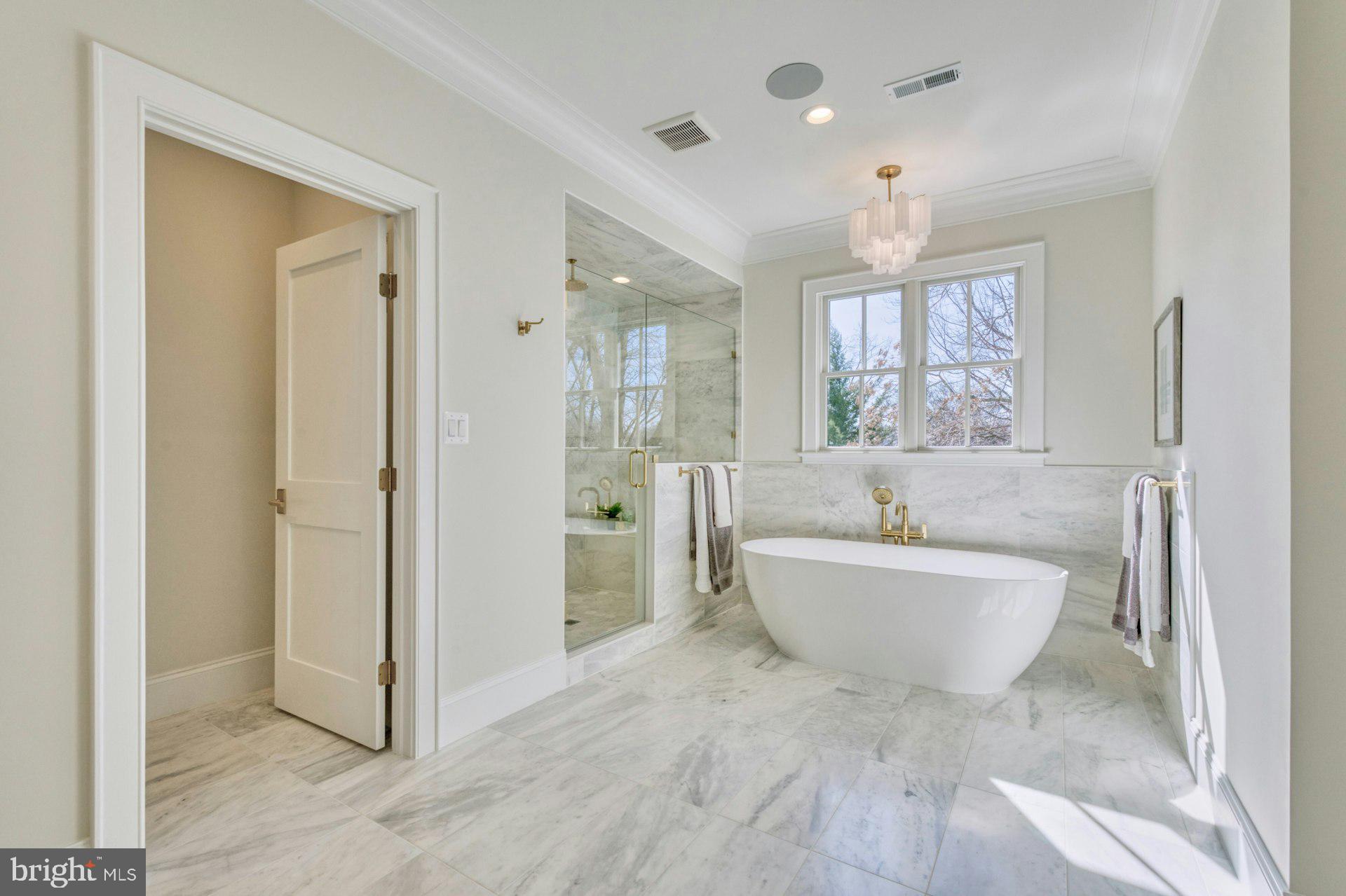 BELLEVUE FOREST - Residential