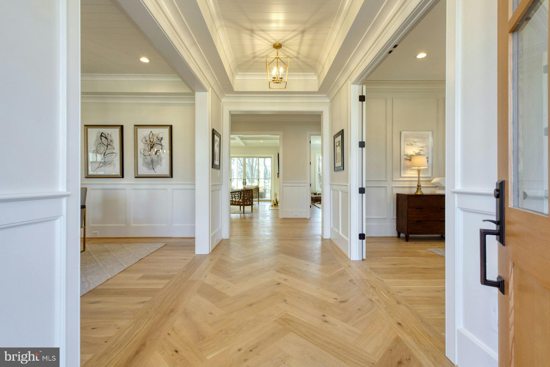 BELLEVUE FOREST - Residential