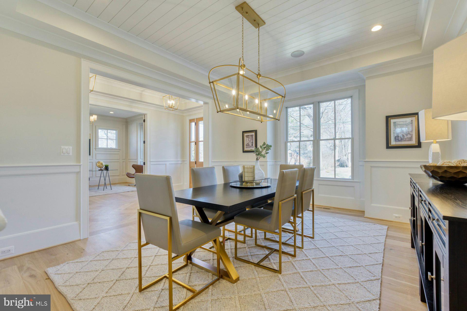 BELLEVUE FOREST - Residential