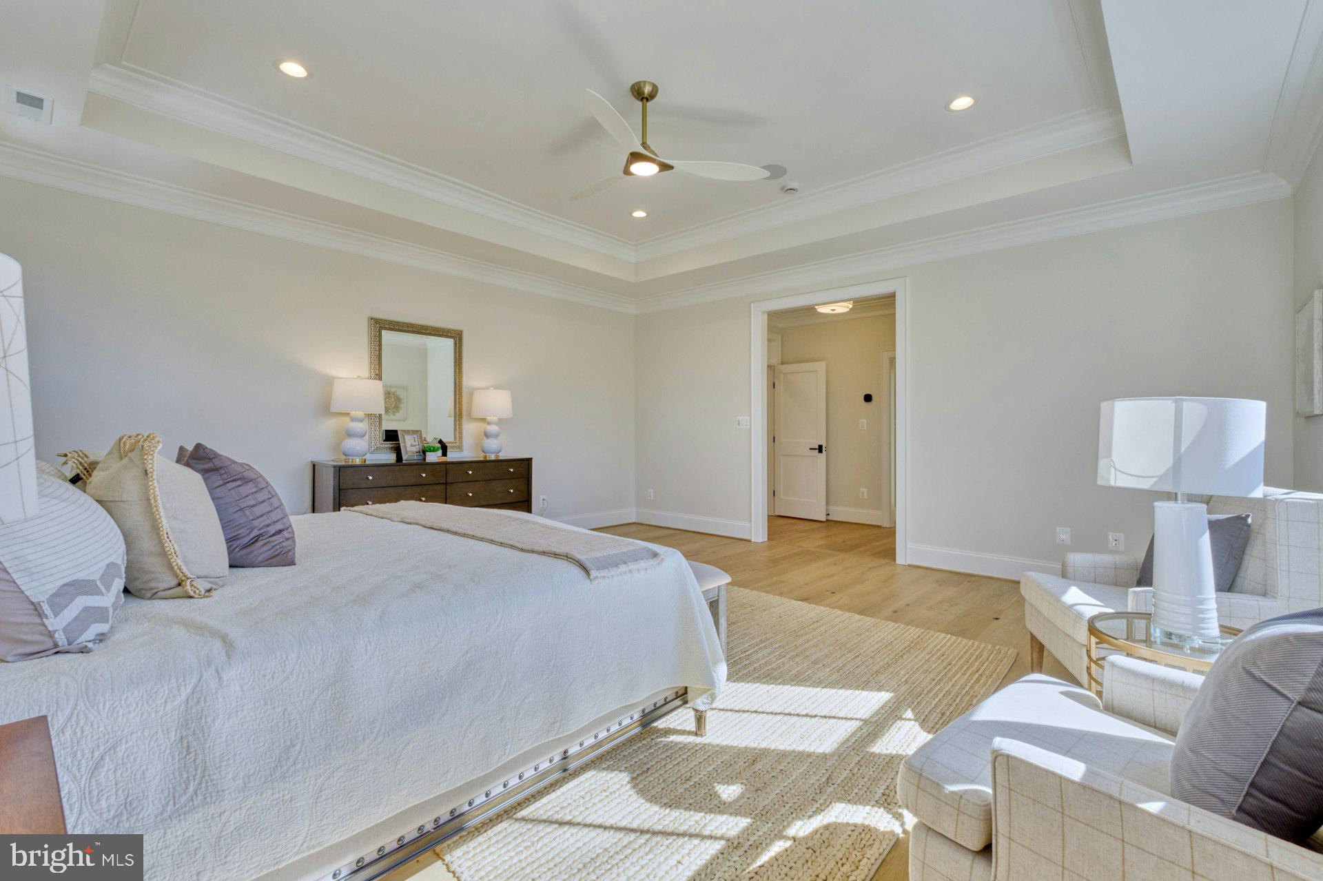 BELLEVUE FOREST - Residential