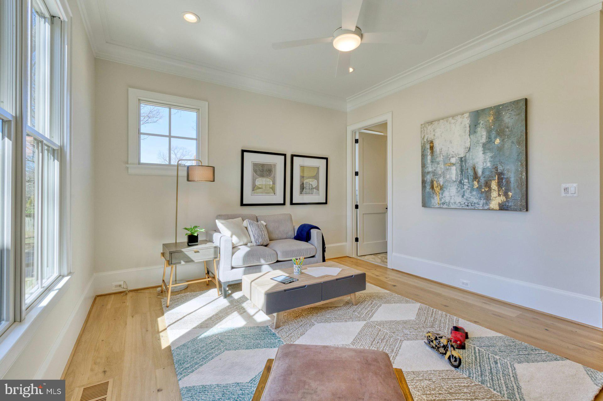 BELLEVUE FOREST - Residential